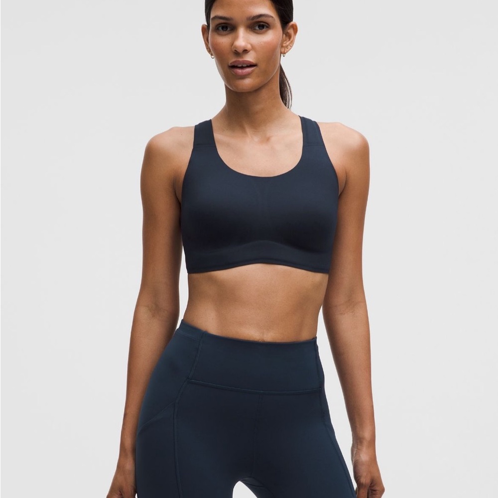 NWT Lululemon Go Further Bra